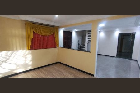 Casa à venda com 3 quartos, 106m² em Vila Robertina, São Paulo