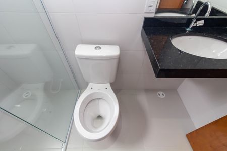 Casa de condomínio à venda com 90m², 2 quartos e 1 vaga Casa de condomínio à venda com 90m², 2 quartos e 1 vagaBanheiro da Suíte 2
