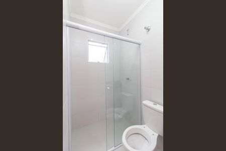 Banheiro da Suíte 2 de casa de condomínio para alugar com 2 quartos, 90m² em Cidade Líder, São Paulo