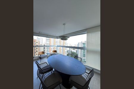Apartamento à venda com 140m², 3 quartos e 3 vagas