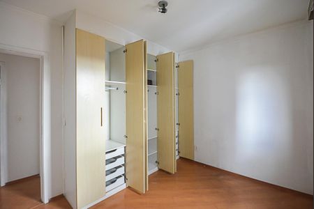 Apartamento para alugar com 67m², 3 quartos e 2 vagas Apartamento para alugar com 67m², 3 quartos e 2 vagasQuarto 2