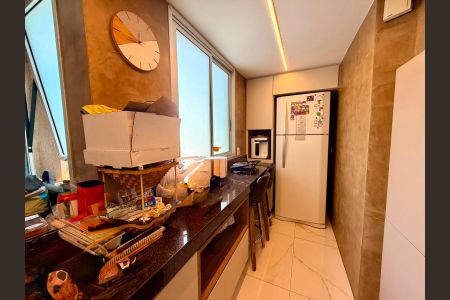 Cozinha de apartamento à venda com 4 quartos, 246m² em Estoril, Belo Horizonte