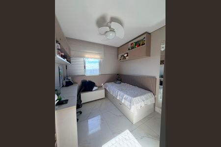 Apartamento à venda com 246m², 4 quartos e 3 vagasQuarto