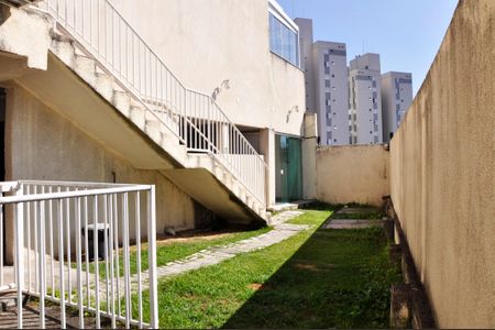Casa de condomínio à venda com 89m², 2 quartos e 2 vagas Casa de condomínio à venda com 89m², 2 quartos e 2 vagasCondomínio - Área Verde