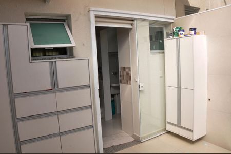 Casa de condomínio à venda com 89m², 2 quartos e 2 vagas Casa de condomínio à venda com 89m², 2 quartos e 2 vagasDetalhe - Quintal