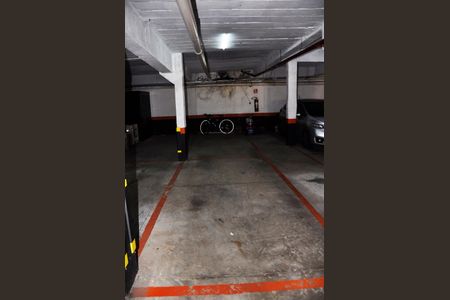 Garagem de casa de condomínio à venda com 2 quartos, 89m² em Vila Mangalot, São Paulo