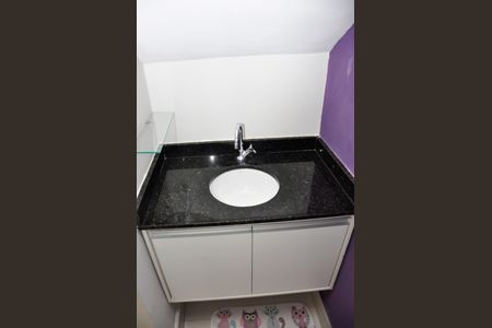 Casa de condomínio à venda com 89m², 2 quartos e 2 vagas Casa de condomínio à venda com 89m², 2 quartos e 2 vagasDetalhe - Lavabo