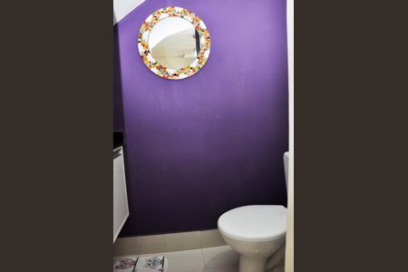 Casa de condomínio à venda com 89m², 2 quartos e 2 vagas Casa de condomínio à venda com 89m², 2 quartos e 2 vagasDetalhe - Lavabo