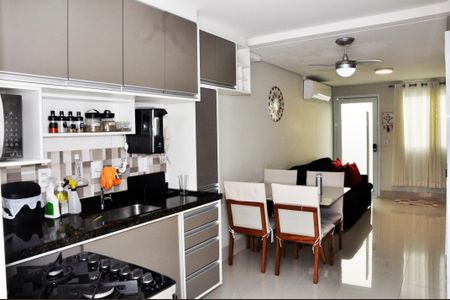 Casa de condomínio à venda com 89m², 2 quartos e 2 vagas Casa de condomínio à venda com 89m², 2 quartos e 2 vagasDetalhe - Cozinha Americana