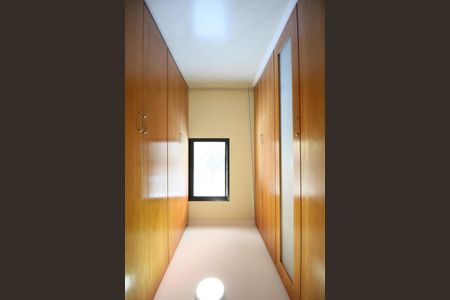 Apartamento para alugar com 70m², 2 quartos e 2 vagasCloset da suíte