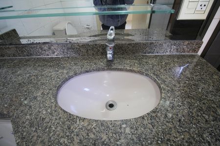 Apartamento para alugar com 70m², 2 quartos e 2 vagasBanheiro da Suíte