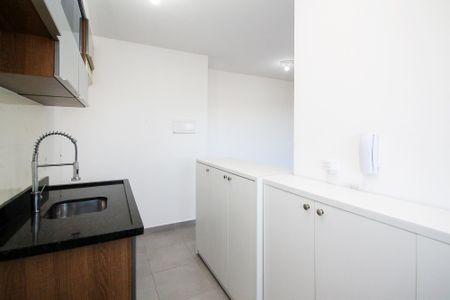 Cozinha de apartamento para alugar com 2 quartos, 47m² em Jardim Barro Branco, Cotia