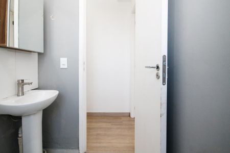 Apartamento para alugar com 47m², 2 quartos e 1 vaga Apartamento para alugar com 47m², 2 quartos e 1 vagaBanheiro