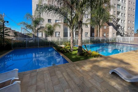 Apartamento para alugar com 47m², 2 quartos e 1 vaga Apartamento para alugar com 47m², 2 quartos e 1 vagaÁrea comum - Piscina