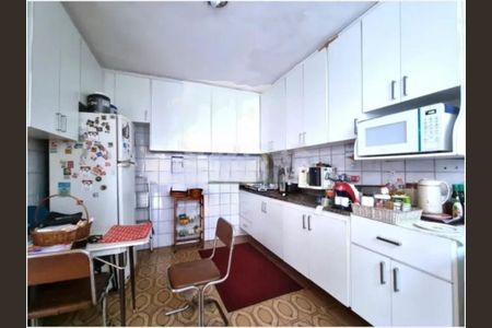 Casa à venda com 3 quartos, 210m² em Itaim Bibi, São Paulo