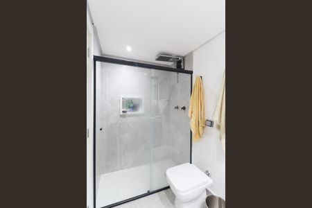 Banheiro de apartamento à venda com 3 quartos, 157m² em Vila Albertina, São Paulo