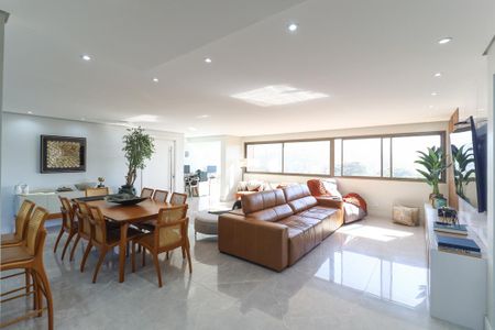 Apartamento à venda com 3 quartos, 157m² em Vila Albertina, São Paulo