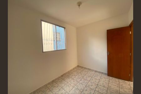 Apartamento para alugar com 3 quartos, 42m² em Granjas Primavera (Justinópolis), Contagem
