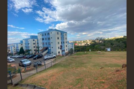 Área comum de apartamento para alugar com 3 quartos, 42m² em Granjas Primavera (Justinópolis), Contagem