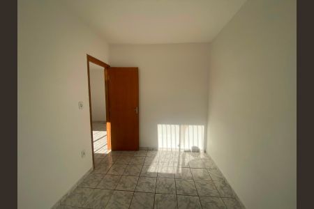 Apartamento para alugar com 42m², 3 quartos e 1 vagaQuarto