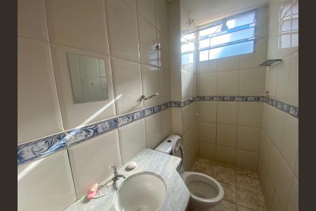 Apartamento para alugar com 3 quartos, 42m² em Granjas Primavera (Justinópolis), Contagem
