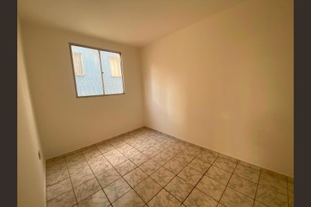 Quarto de apartamento para alugar com 3 quartos, 42m² em Granjas Primavera (Justinópolis), Contagem