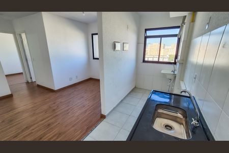 Apartamento para alugar com 43m², 2 quartos e 1 vaga Apartamento para alugar com 43m², 2 quartos e 1 vagaCozinha e Área de Serviço
