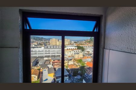 Cozinha e Área de Serviço de apartamento para alugar com 2 quartos, 43m² em Vaz Lobo, Rio de Janeiro
