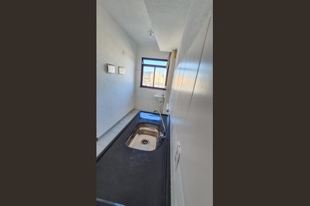 Cozinha e Área de Serviço de apartamento para alugar com 2 quartos, 43m² em Vaz Lobo, Rio de Janeiro