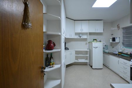 SALA DE JANTAR de casa à venda com 3 quartos, 250m² em Vila Polopoli, São Paulo