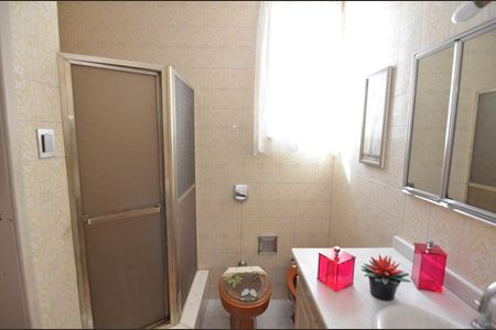 Casa à venda com 400m², 5 quartos e sem vaga Casa à venda com 400m², 5 quartos e sem vagaBanheiro 1