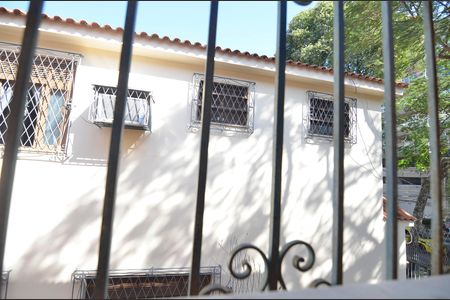 Casa à venda com 400m², 5 quartos e sem vaga Casa à venda com 400m², 5 quartos e sem vagaQuarto 4