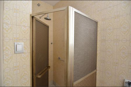Casa à venda com 400m², 5 quartos e sem vaga Casa à venda com 400m², 5 quartos e sem vagaBanheiro 1