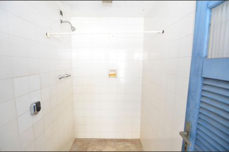 Casa à venda com 400m², 5 quartos e sem vaga Casa à venda com 400m², 5 quartos e sem vagaBanheiro 2