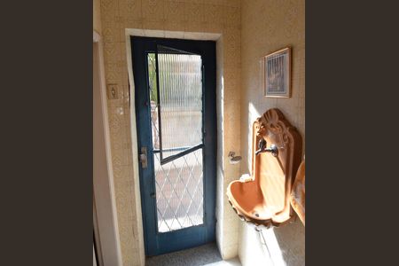 Casa à venda com 400m², 5 quartos e sem vaga Casa à venda com 400m², 5 quartos e sem vagaLavabo
