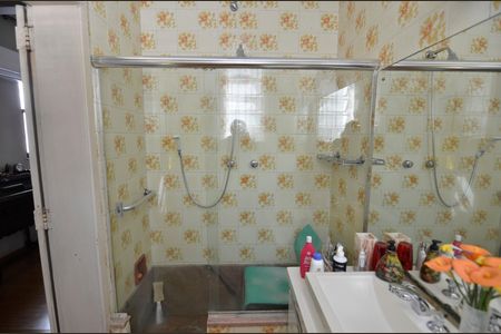 Casa à venda com 400m², 5 quartos e sem vaga Casa à venda com 400m², 5 quartos e sem vagaBanheiro da Suíte