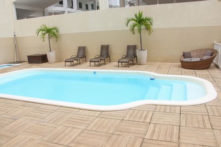 Apartamento para alugar com 100m², 2 quartos e 2 vagas Apartamento para alugar com 100m², 2 quartos e 2 vagasÁrea comum - Piscina
