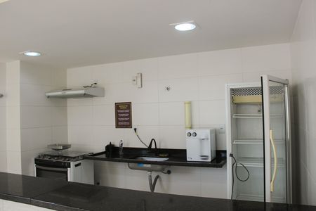 Apartamento para alugar com 100m², 2 quartos e 2 vagas Apartamento para alugar com 100m², 2 quartos e 2 vagasÁrea comum - Salão de festas