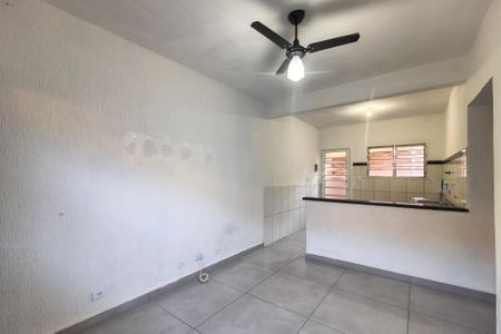 Casa de condomínio para alugar com 50m², 2 quartos e 1 vagaSala