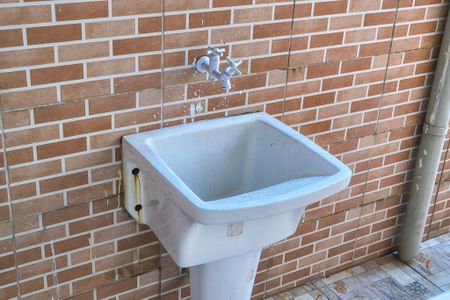 Casa de condomínio para alugar com 50m², 2 quartos e 1 vagaÁrea de Serviço