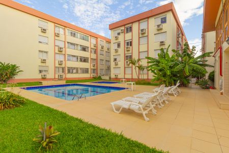 Apartamento à venda com 34m², 1 quarto e sem vaga Apartamento à venda com 34m², 1 quarto e sem vagaÁrea comum - Piscina