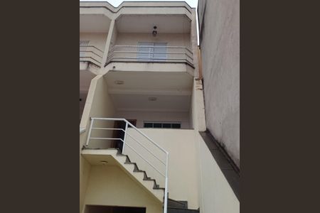 Casa para alugar com 240m², 3 quartos e 3 vagas Casa para alugar com 240m², 3 quartos e 3 vagasÁrea externa
