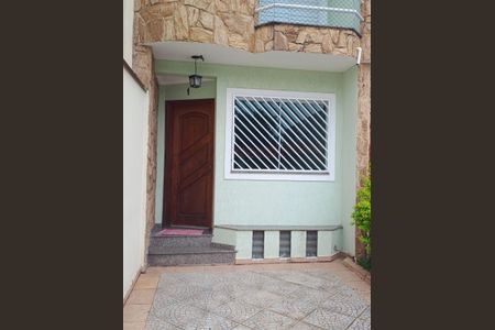 Casa para alugar com 240m², 3 quartos e 3 vagas Casa para alugar com 240m², 3 quartos e 3 vagasÁrea externa