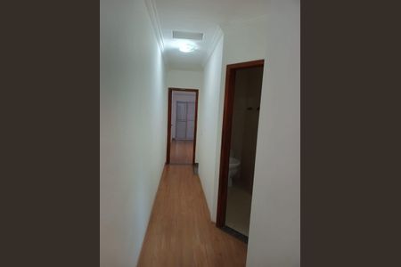 Casa para alugar com 240m², 3 quartos e 3 vagas Casa para alugar com 240m², 3 quartos e 3 vagasCorredor