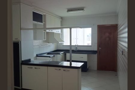 Casa para alugar com 240m², 3 quartos e 3 vagas Casa para alugar com 240m², 3 quartos e 3 vagasCozinha