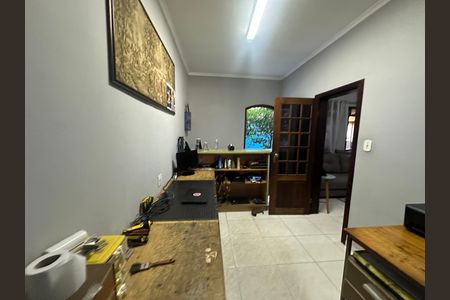 Casa à venda com 295m², 5 quartos e 2 vagas Casa à venda com 295m², 5 quartos e 2 vagasQuarto 1