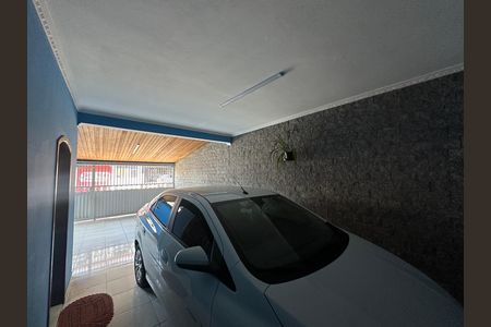 Casa à venda com 295m², 5 quartos e 2 vagas Casa à venda com 295m², 5 quartos e 2 vagasGaragem