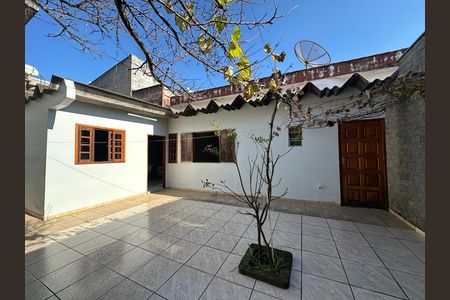 Casa à venda com 295m², 5 quartos e 2 vagas Casa à venda com 295m², 5 quartos e 2 vagasEdícula