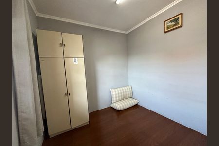 Casa à venda com 295m², 5 quartos e 2 vagas Casa à venda com 295m², 5 quartos e 2 vagasQuarto 2