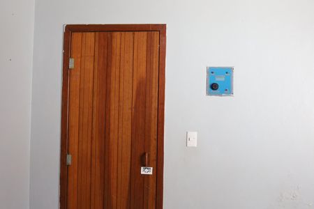 Casa à venda com 295m², 5 quartos e 2 vagas Casa à venda com 295m², 5 quartos e 2 vagasSaúna